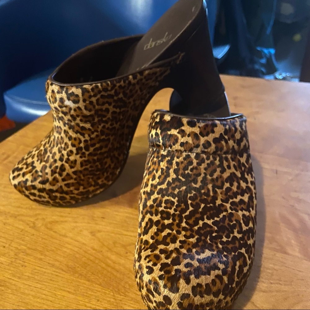 Dansko pony leopard print clogs 38
